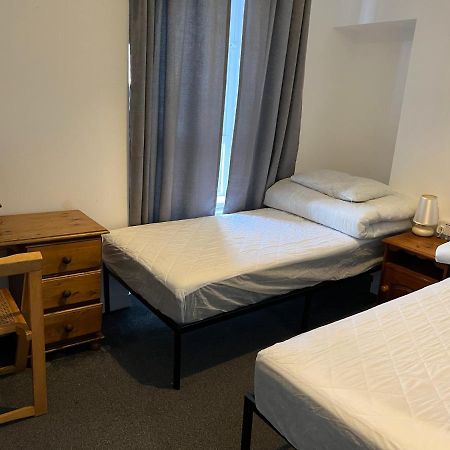 Scotland Beds Bed & Breakfast Dundee Dış mekan fotoğraf